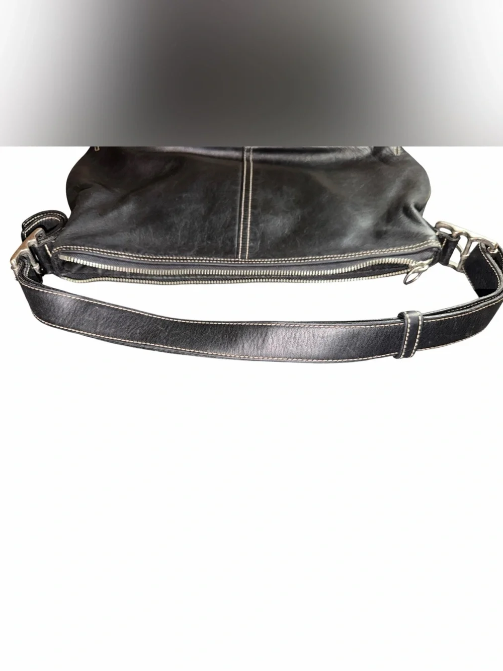 Vintage Coach Black Leather Shoulder Bag with Contrast Stitching